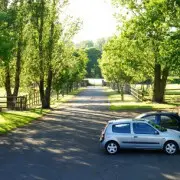 Parking Red Gables Country Bed & Breakfast Newport